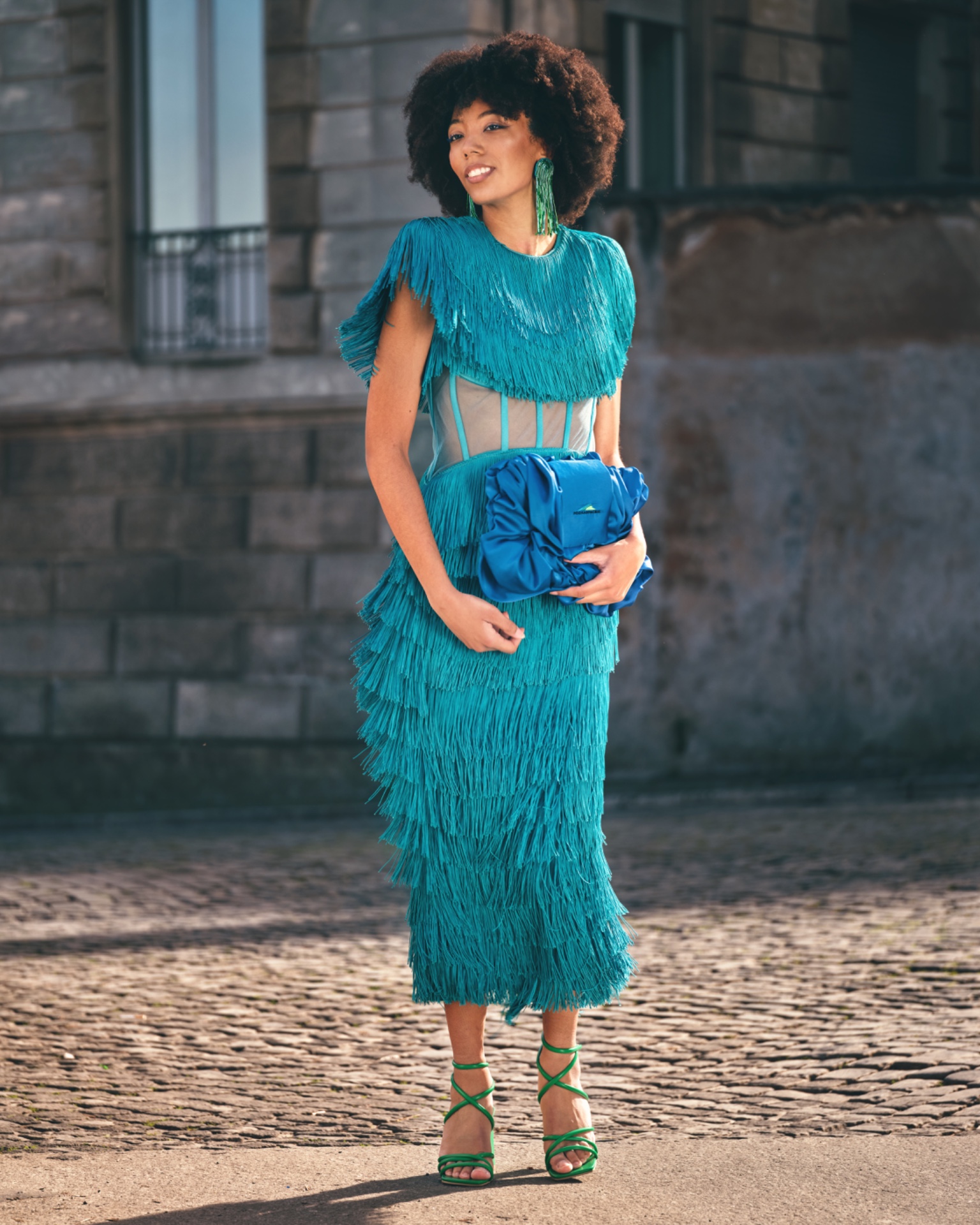 Evana, model in Paris — picture 12