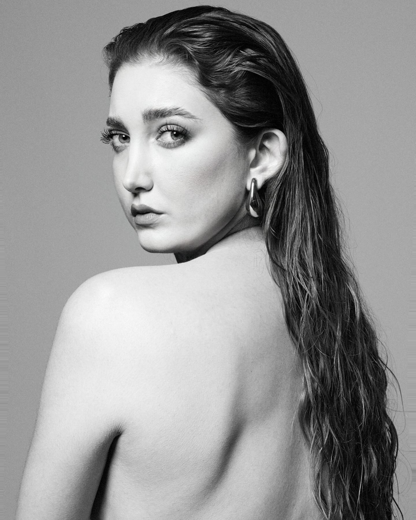 Francesca, model in Milan — picture 21