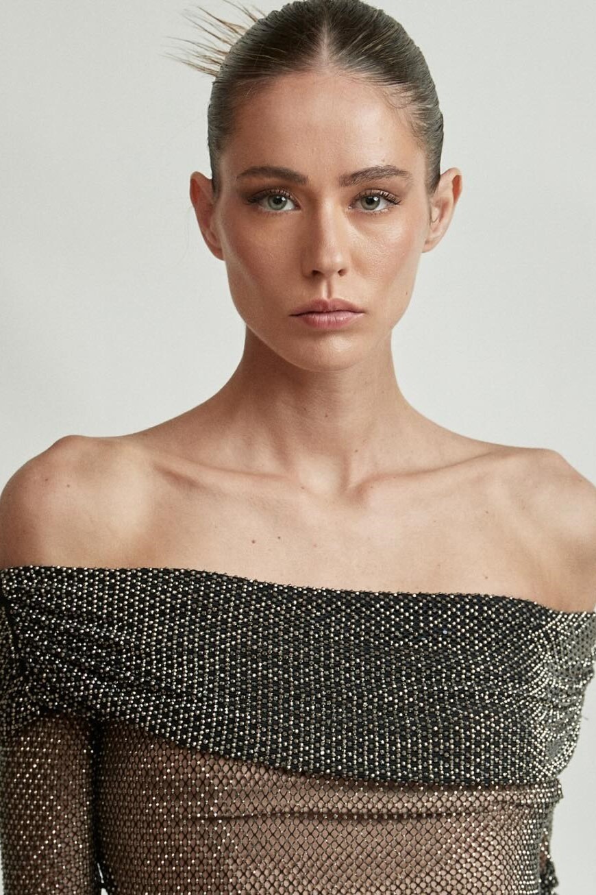 Camilla, model in Milan — picture 1