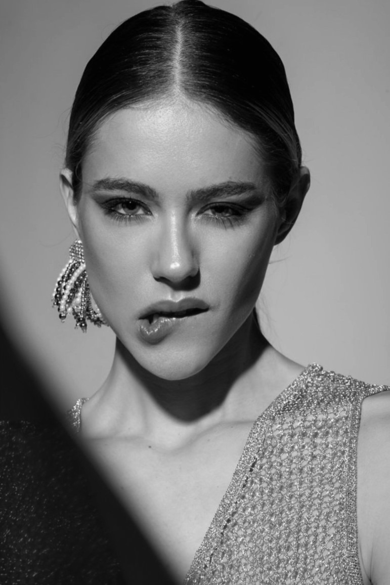 Camilla, model in Milan — picture 22