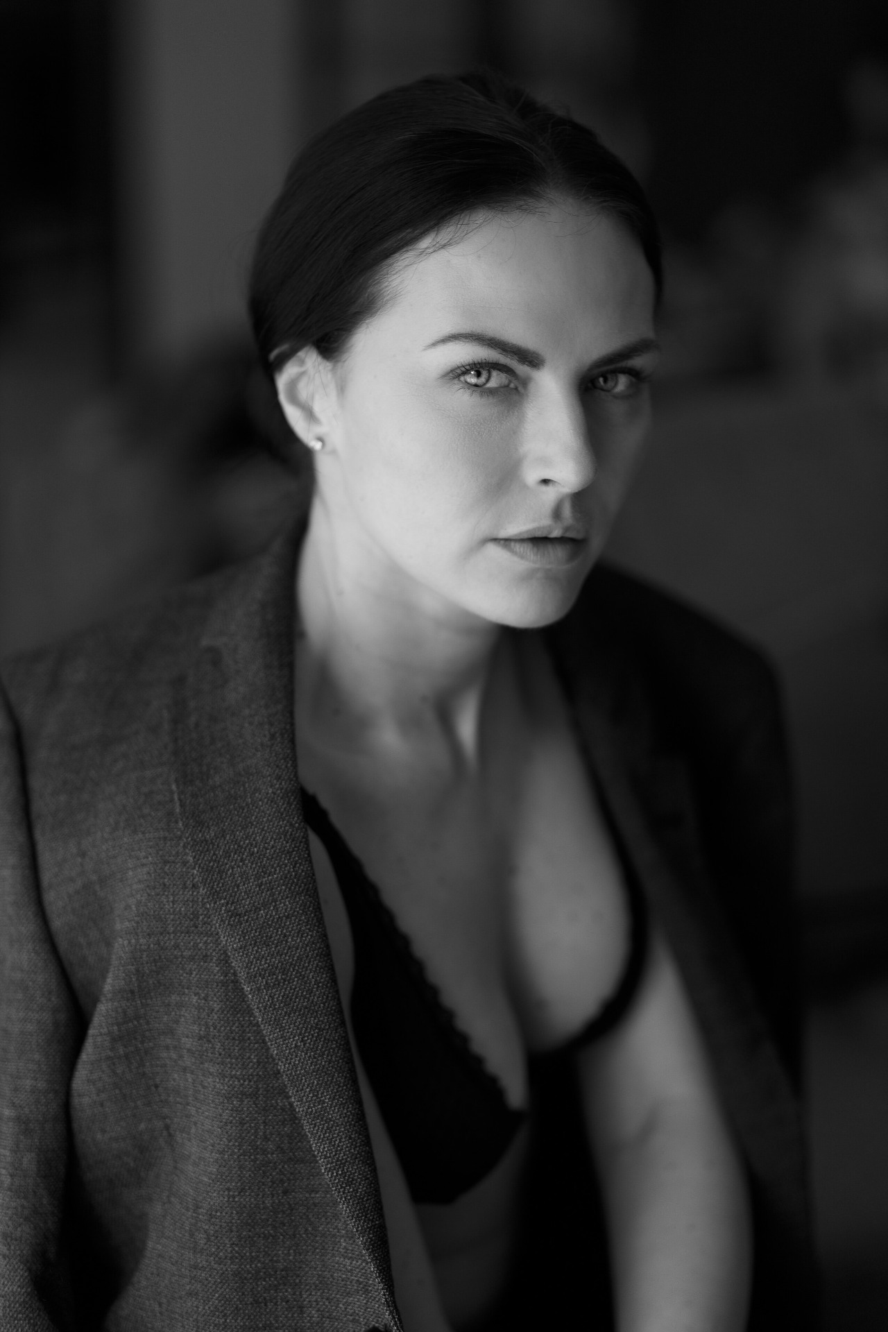 Lucie, model in Paris — picture 9