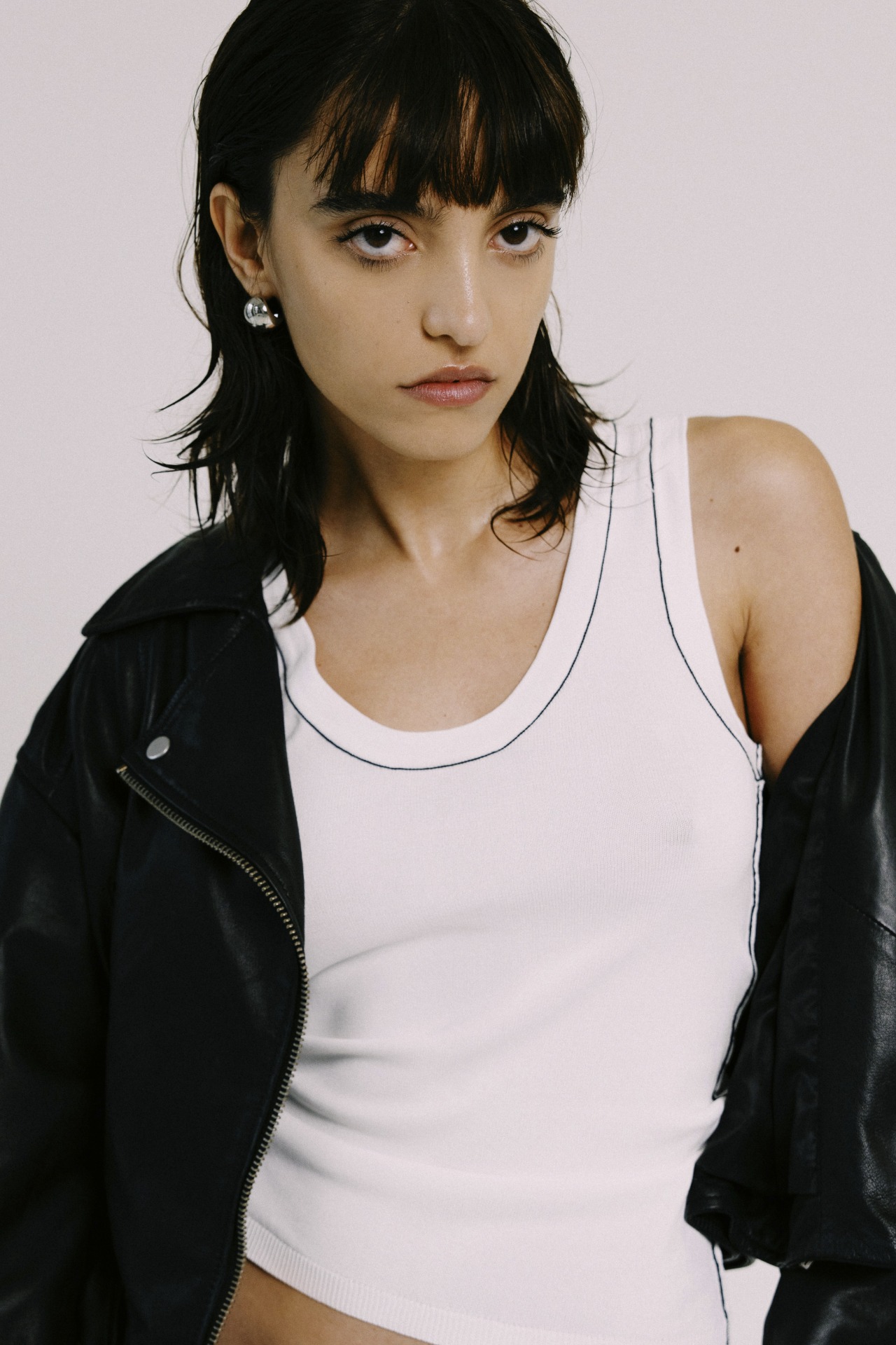 Laura Sara, model in Milan — picture 16