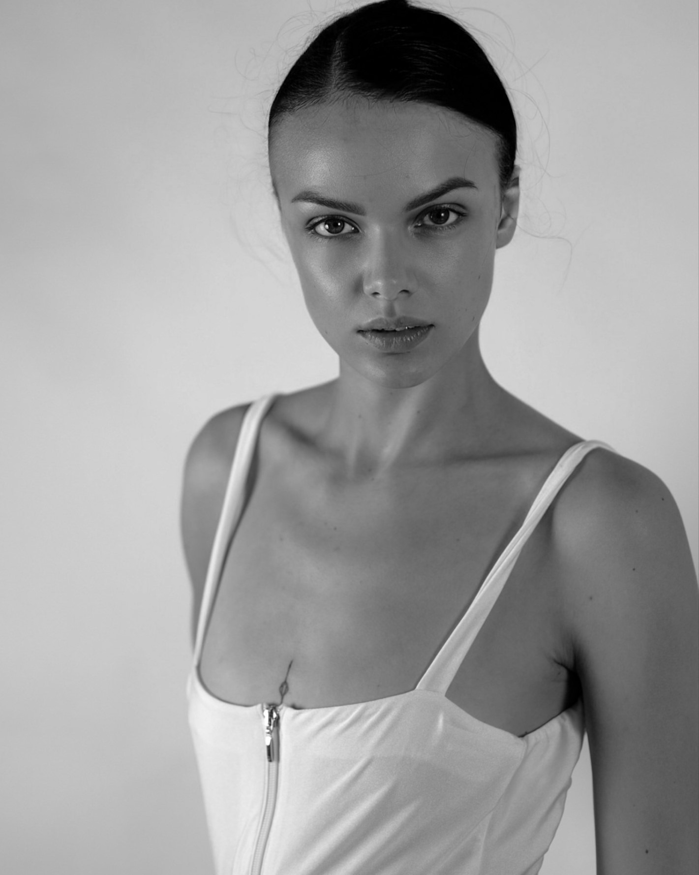 Karyna, model in Milan — picture 16