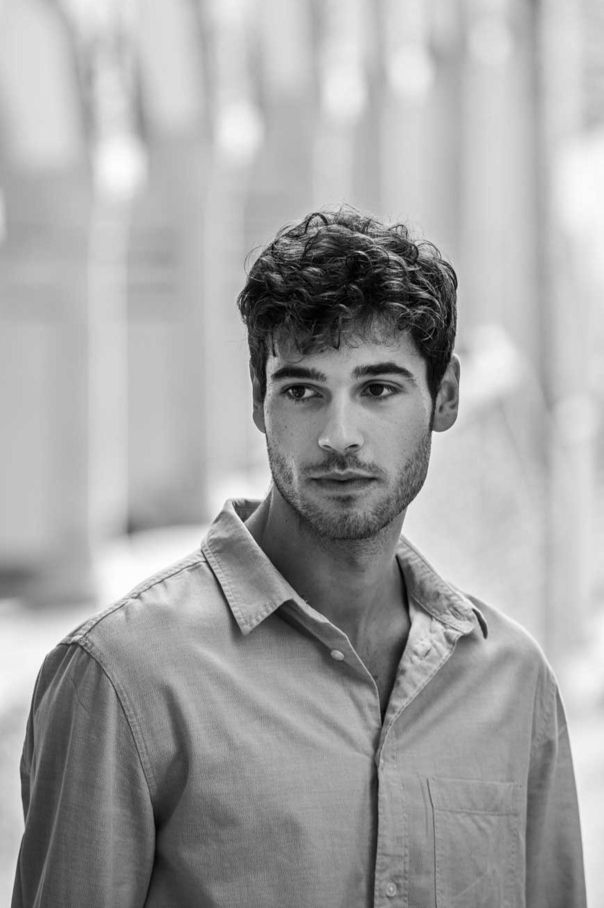 Radu, model in Milan — picture 9