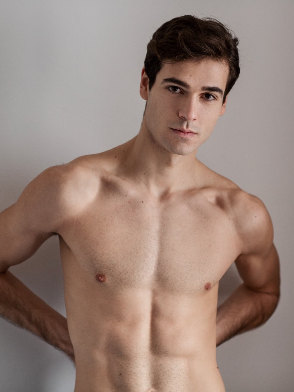 Radu, model in Milan — picture 12