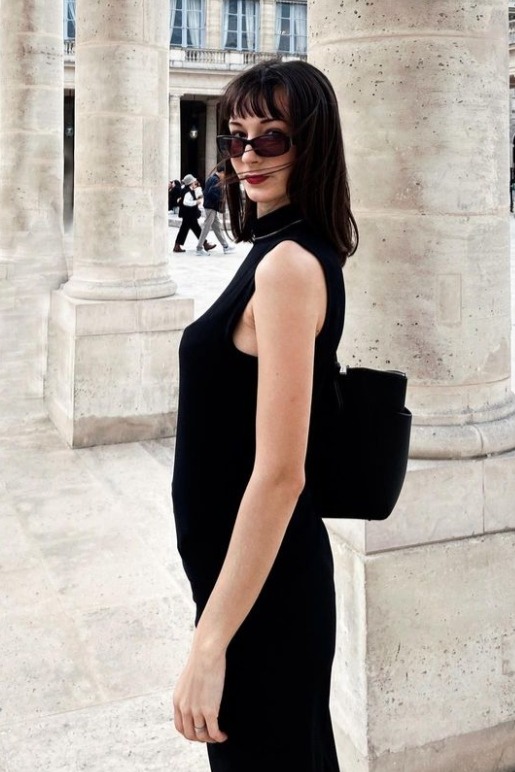 Valentina, model in Paris — picture 10