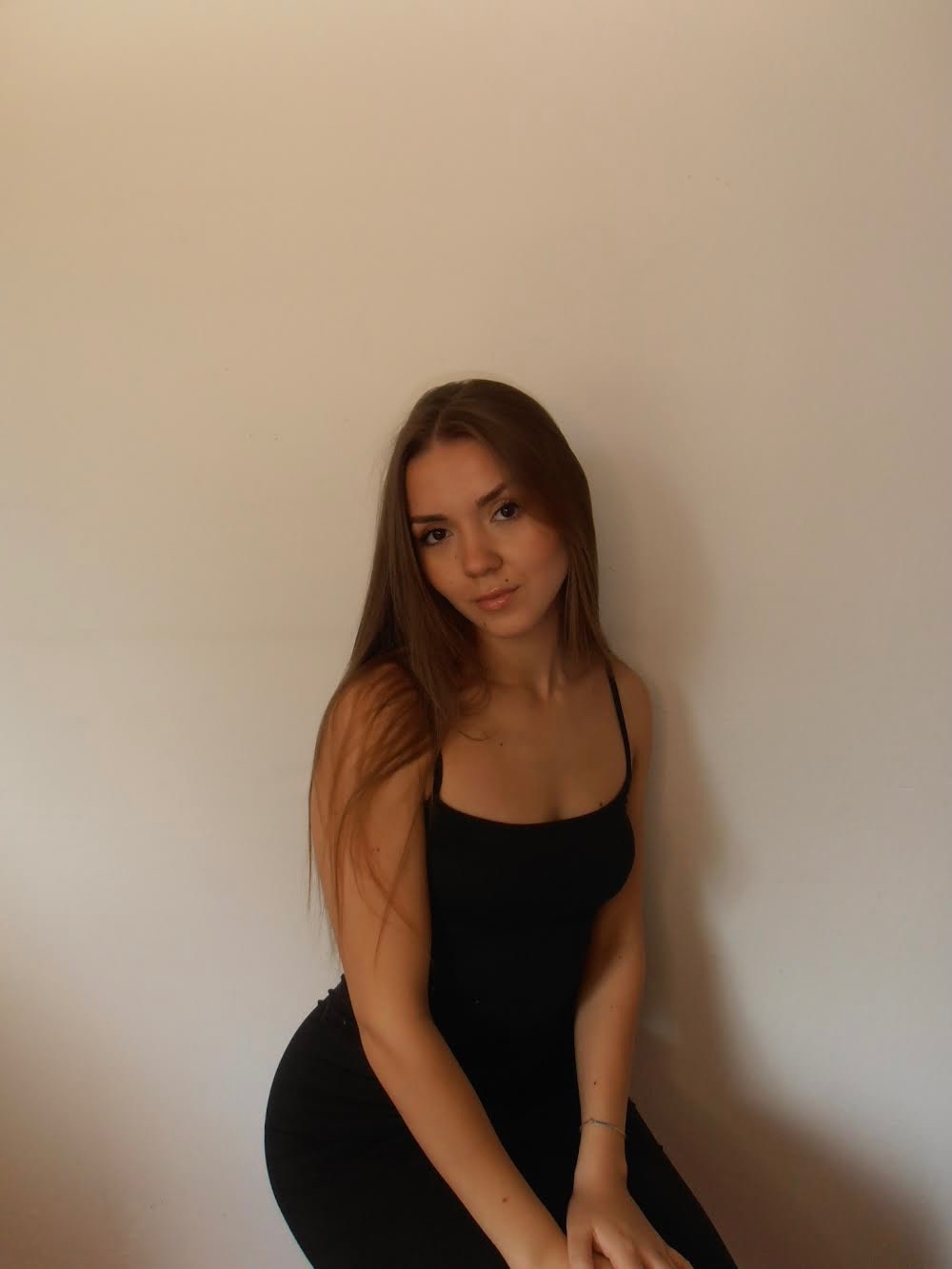 Alexandra, model in Milan — picture 5