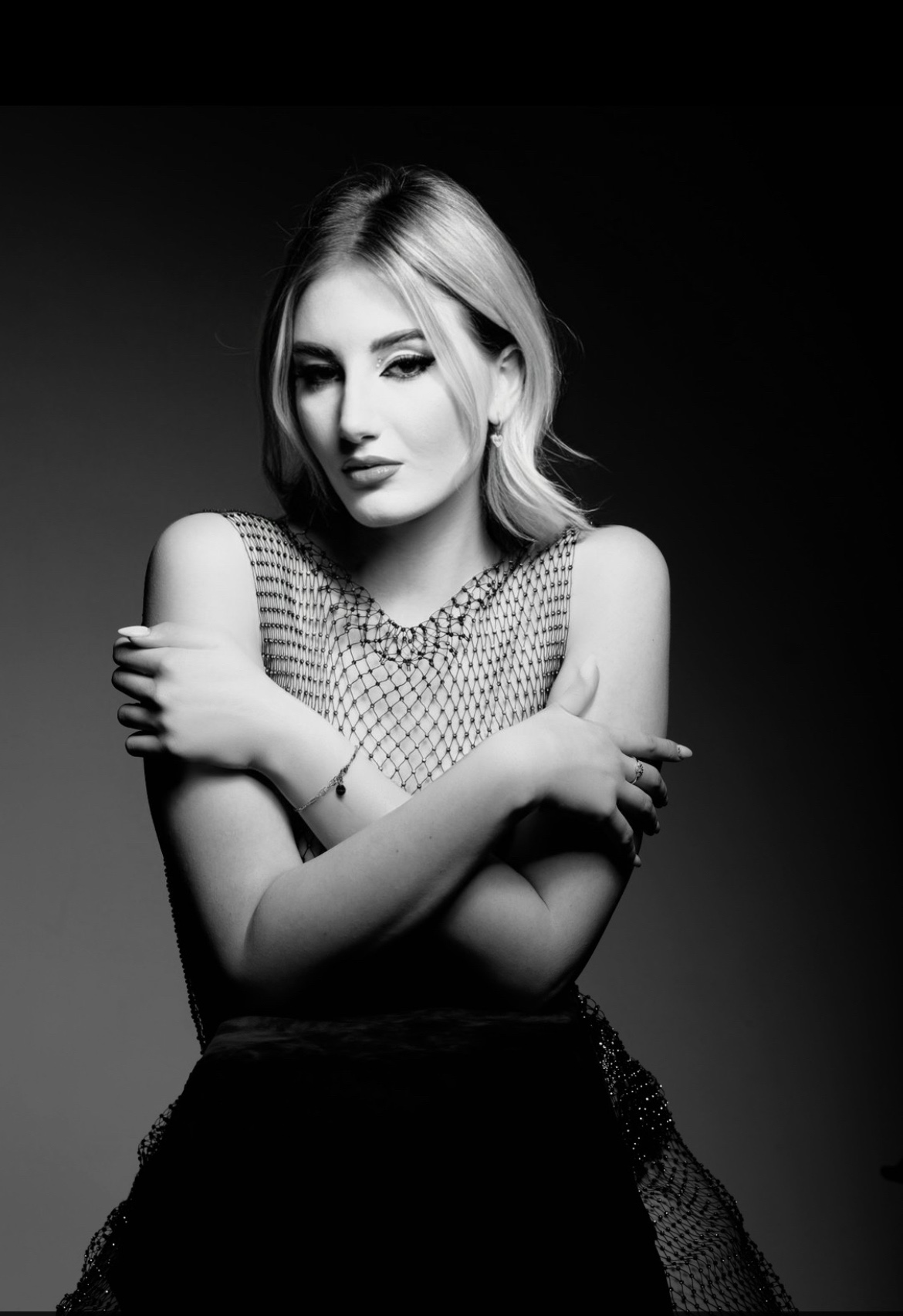 Sara, model in Milan — picture 2