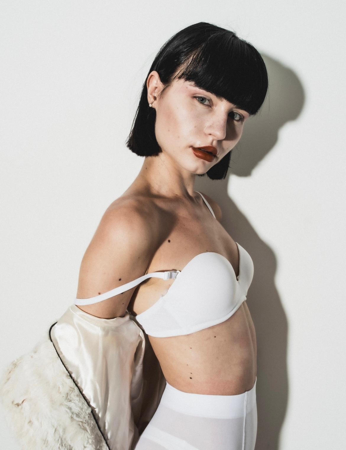 Giulia, model in Milan — picture 8