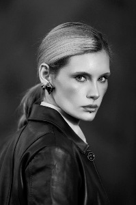 Lara, model in Paris