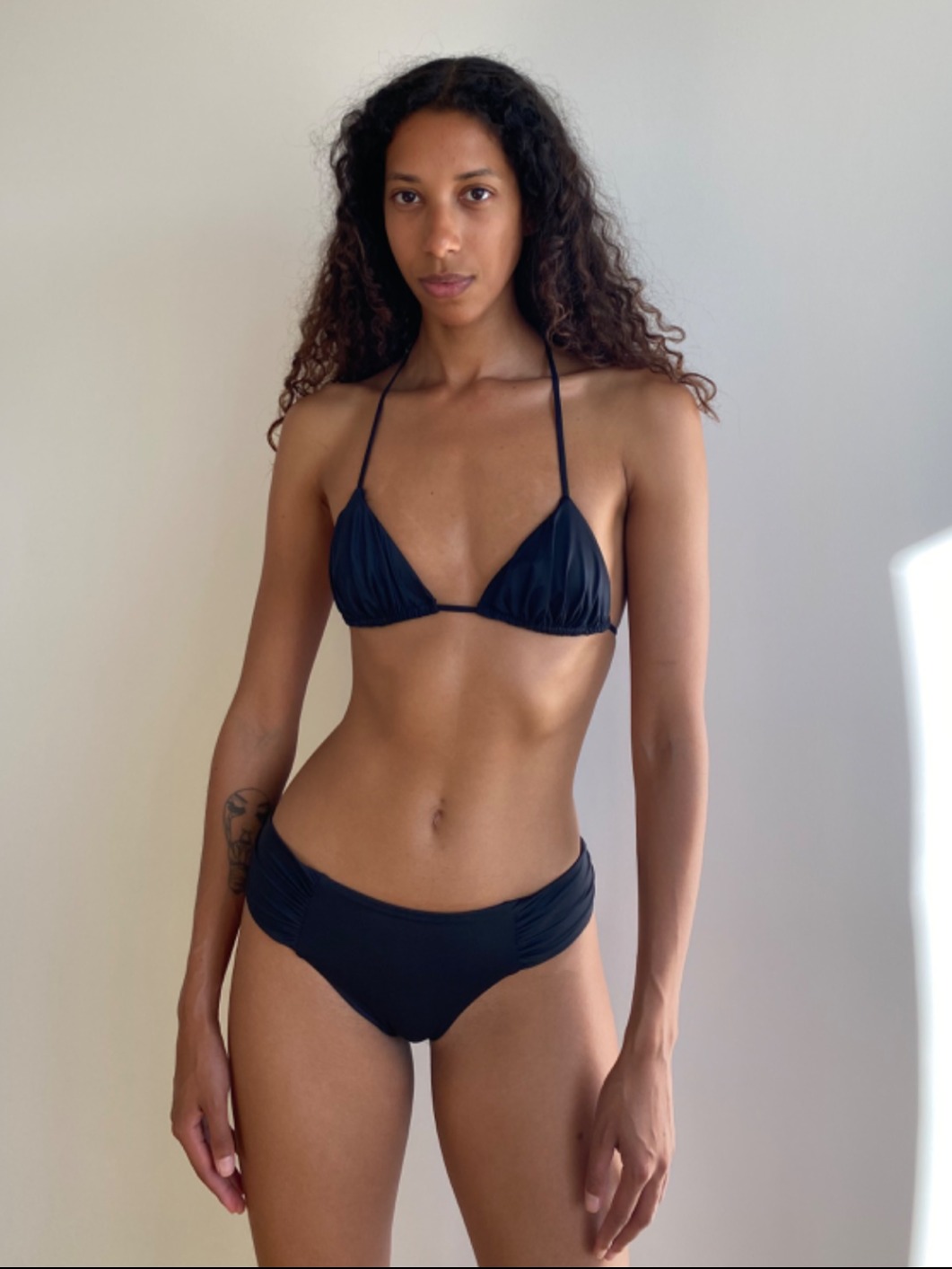 Sandy, model in Paris — picture 12