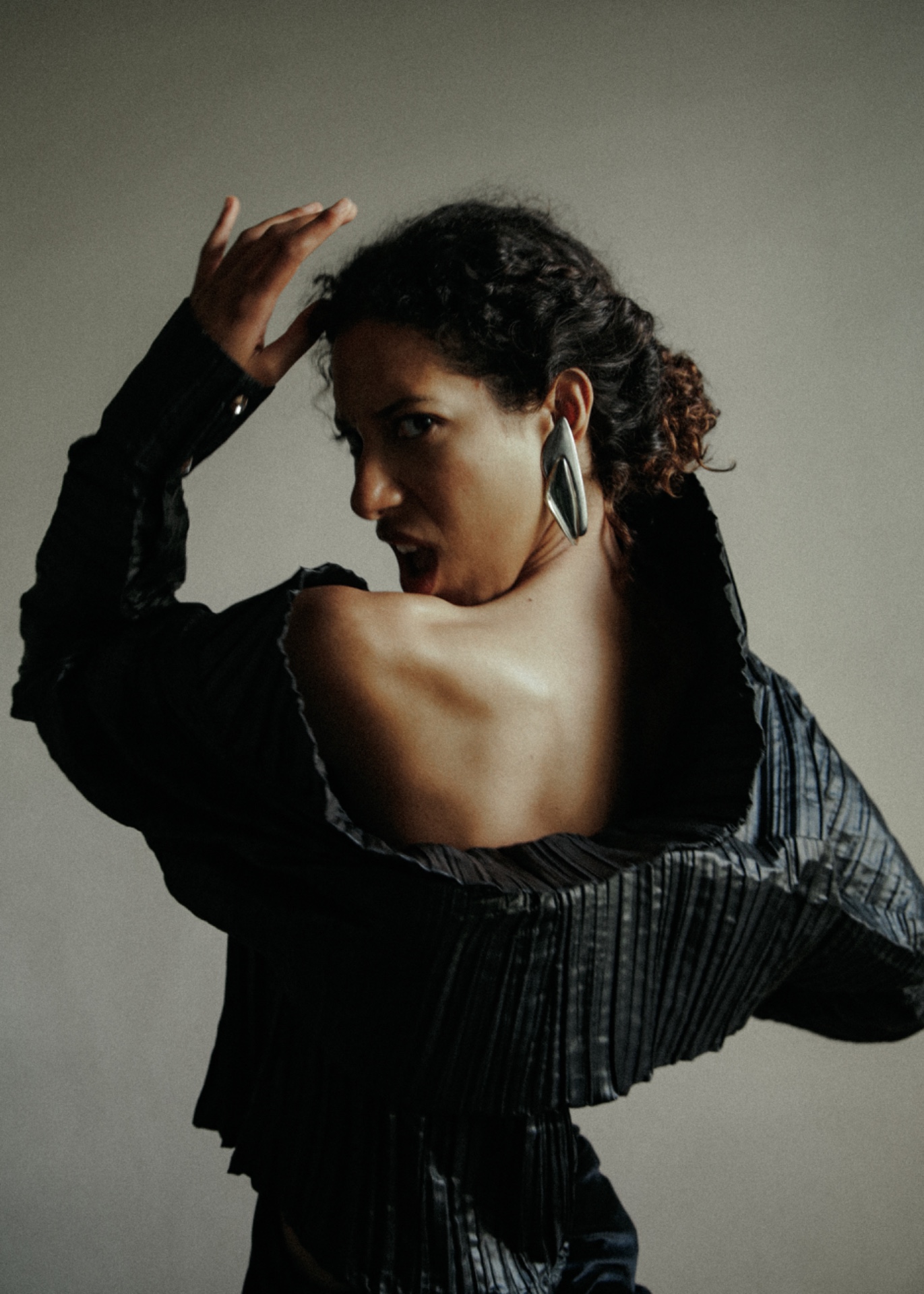 Sandy, model in Paris — picture 3