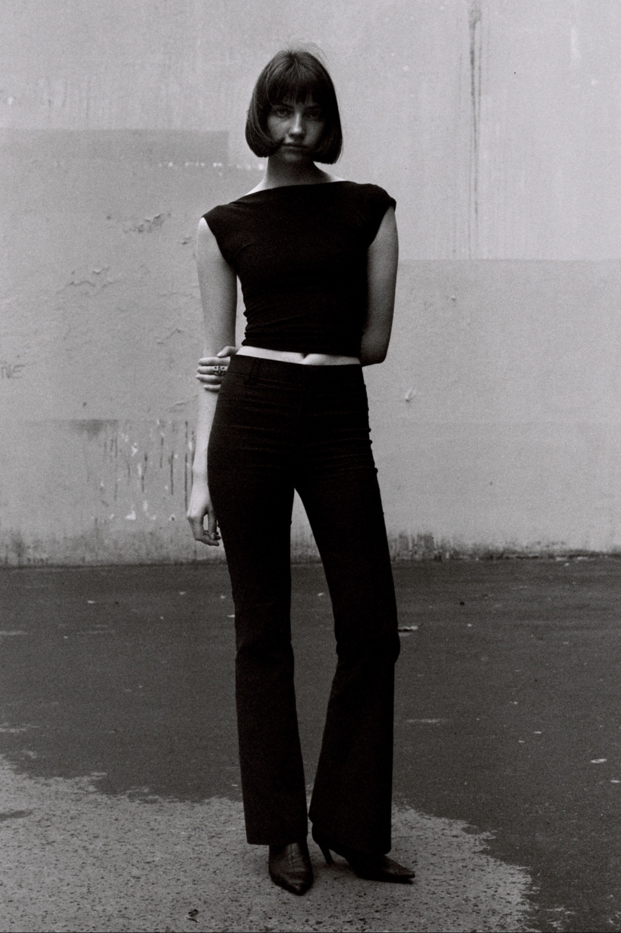 Nila, model in Paris — picture 5