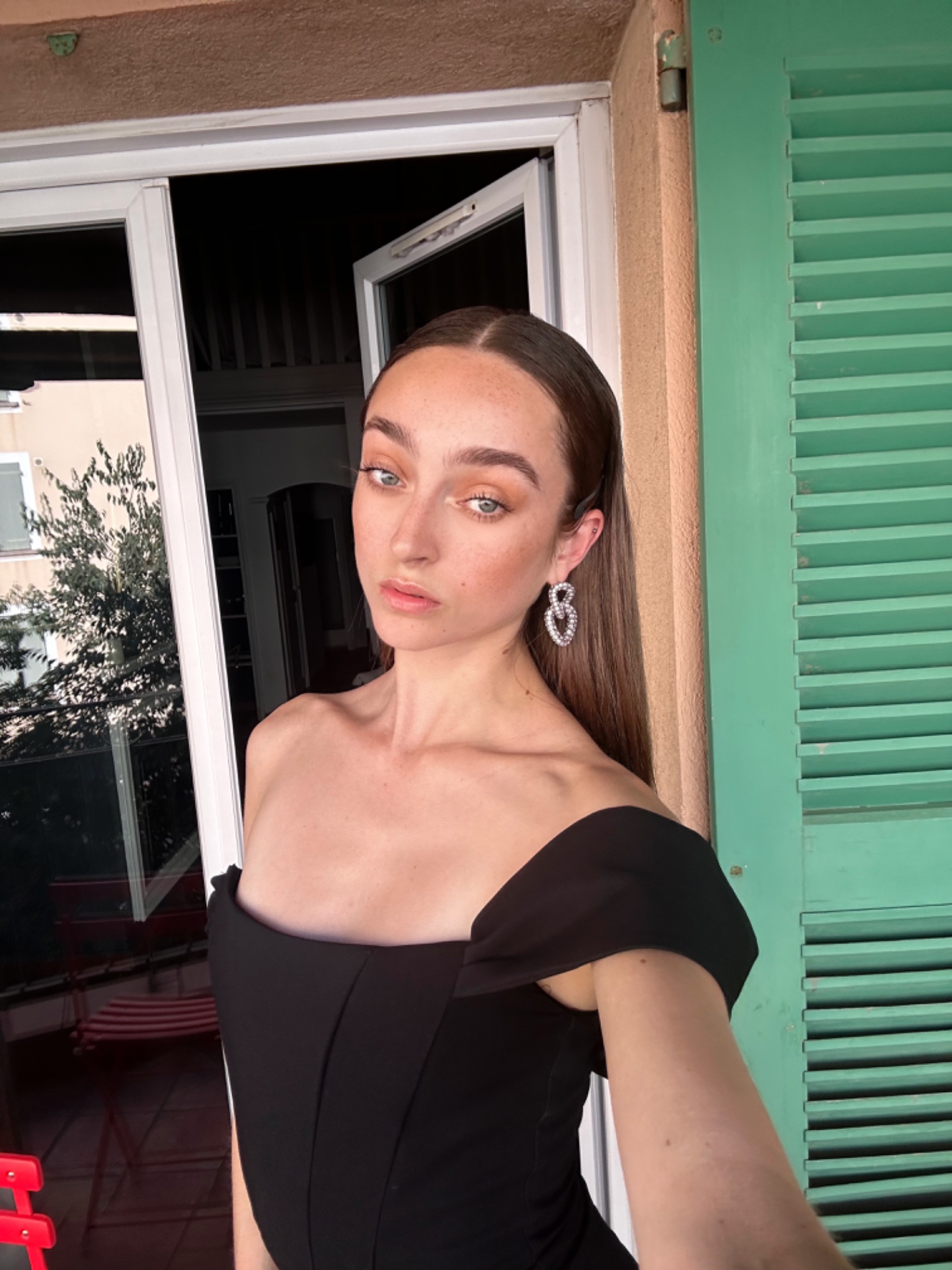 Luna, model in Paris — picture 11