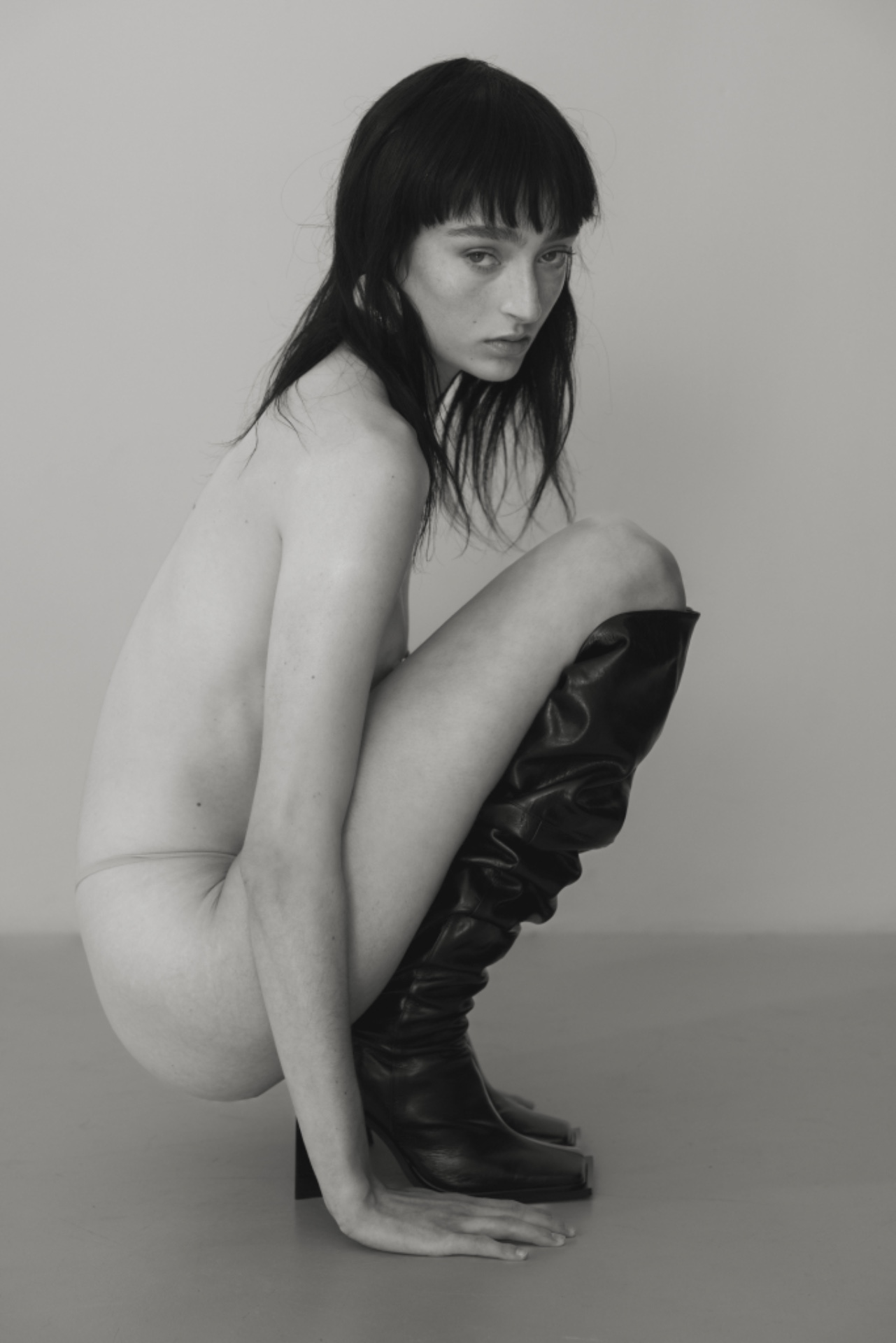 Luna, model in Paris — picture 18