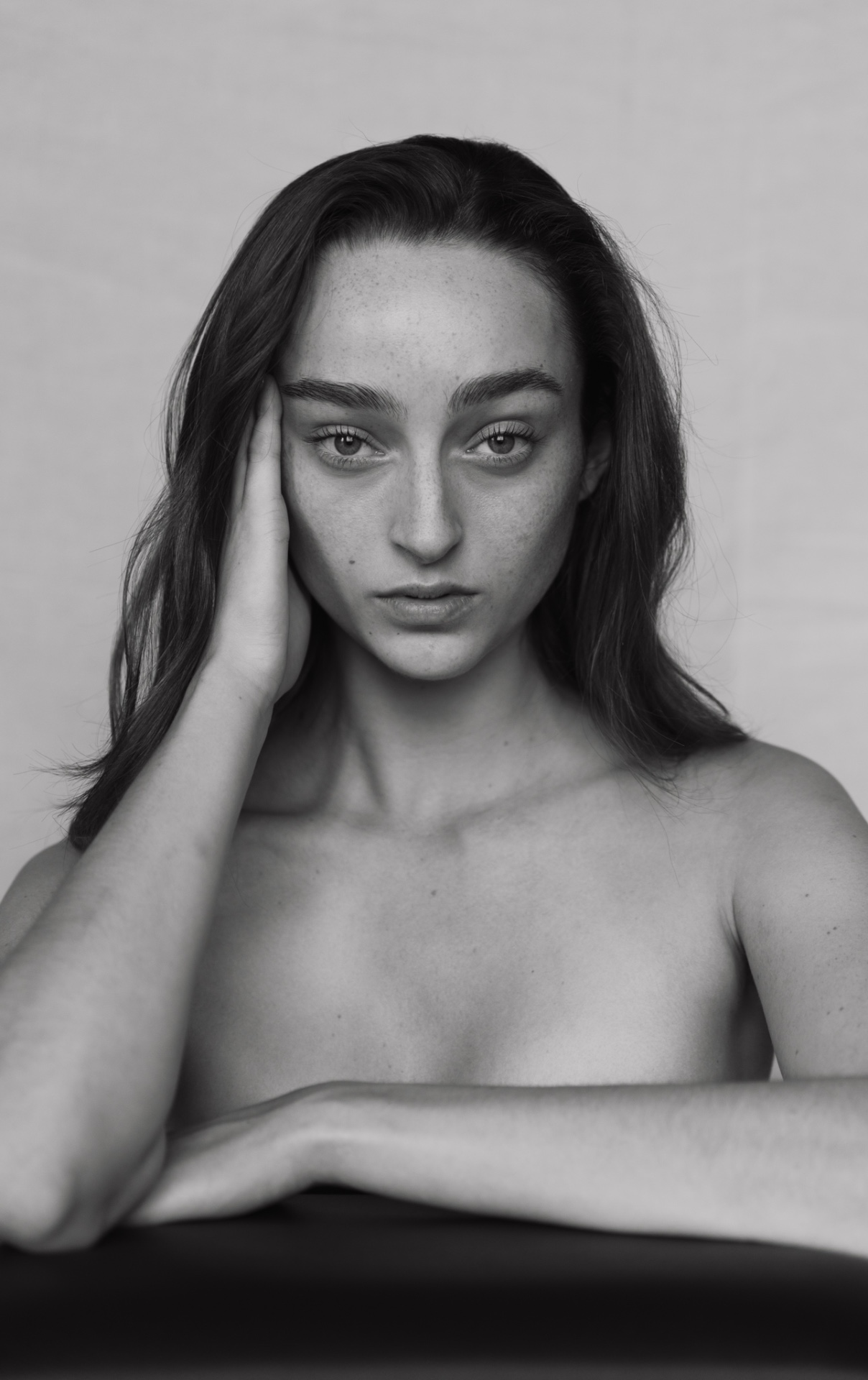 Luna, model in Paris — picture 32