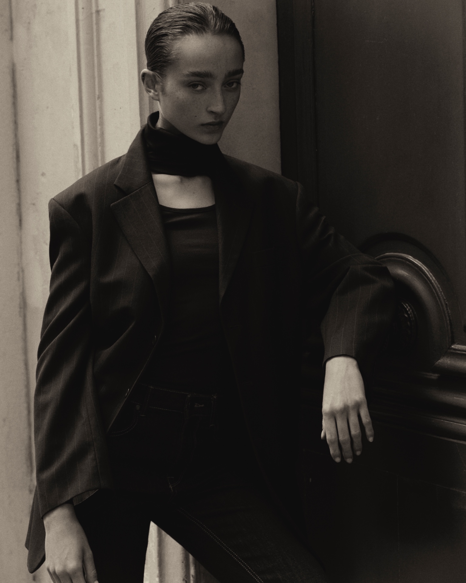 Luna, model in Paris — picture 37