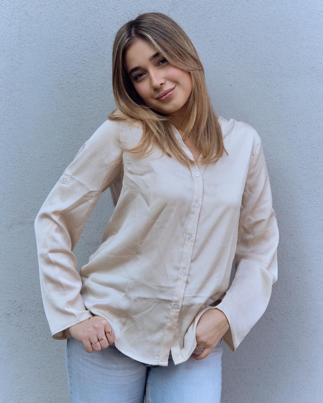 Giulia, model in Milan — picture 15