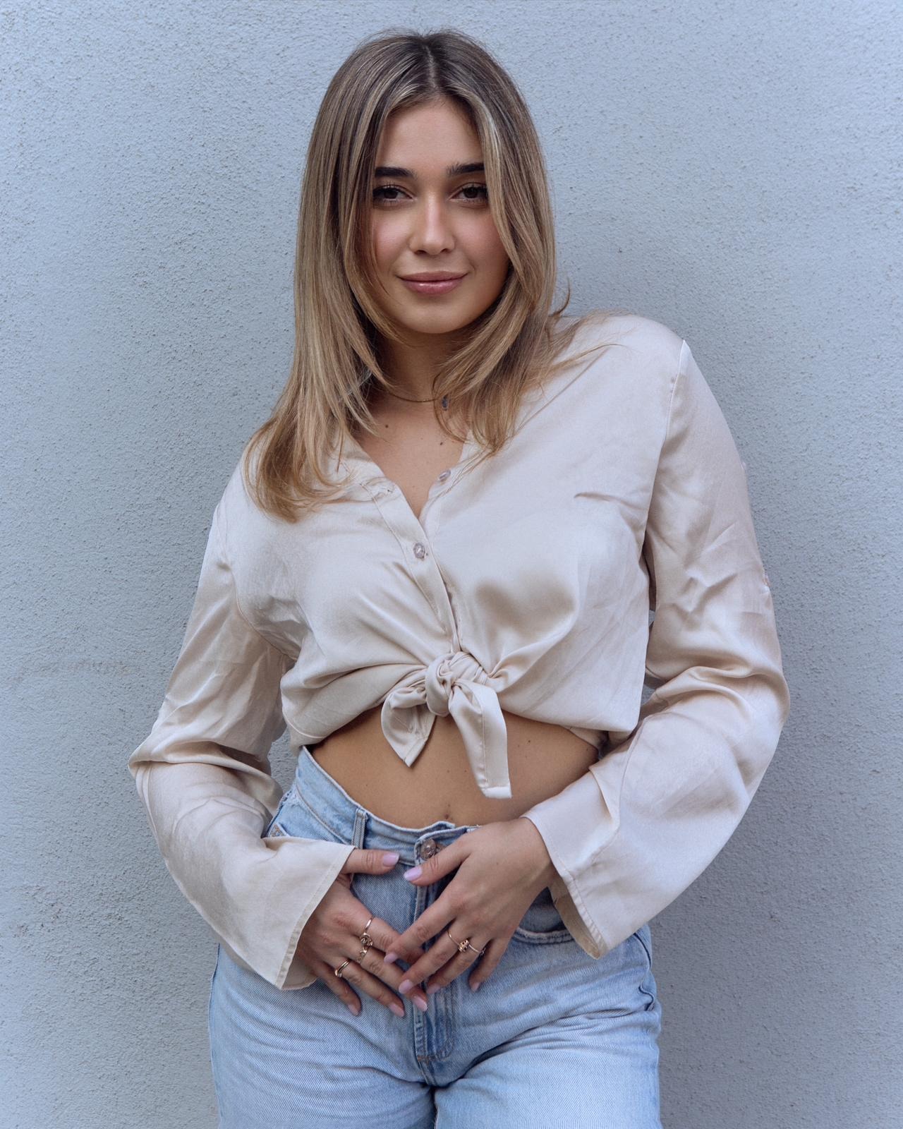 Giulia, model in Milan — picture 17