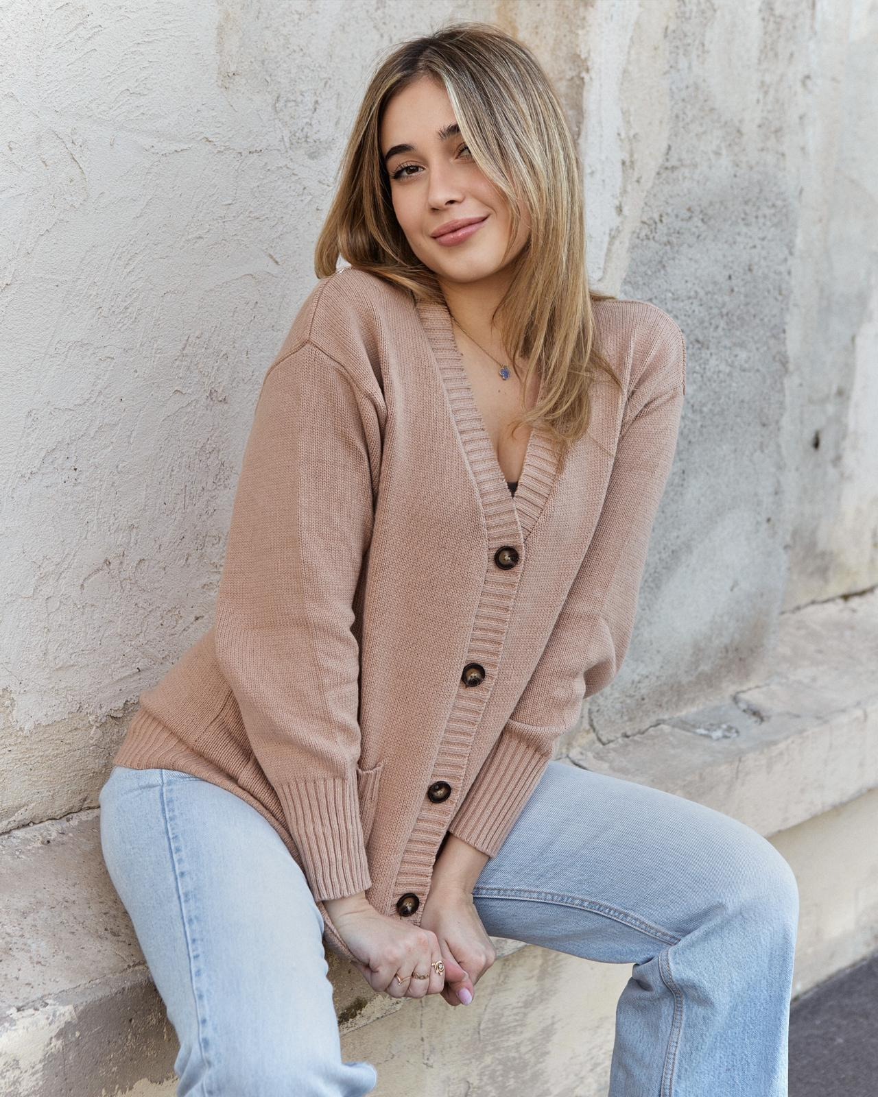 Giulia, model in Milan — picture 6