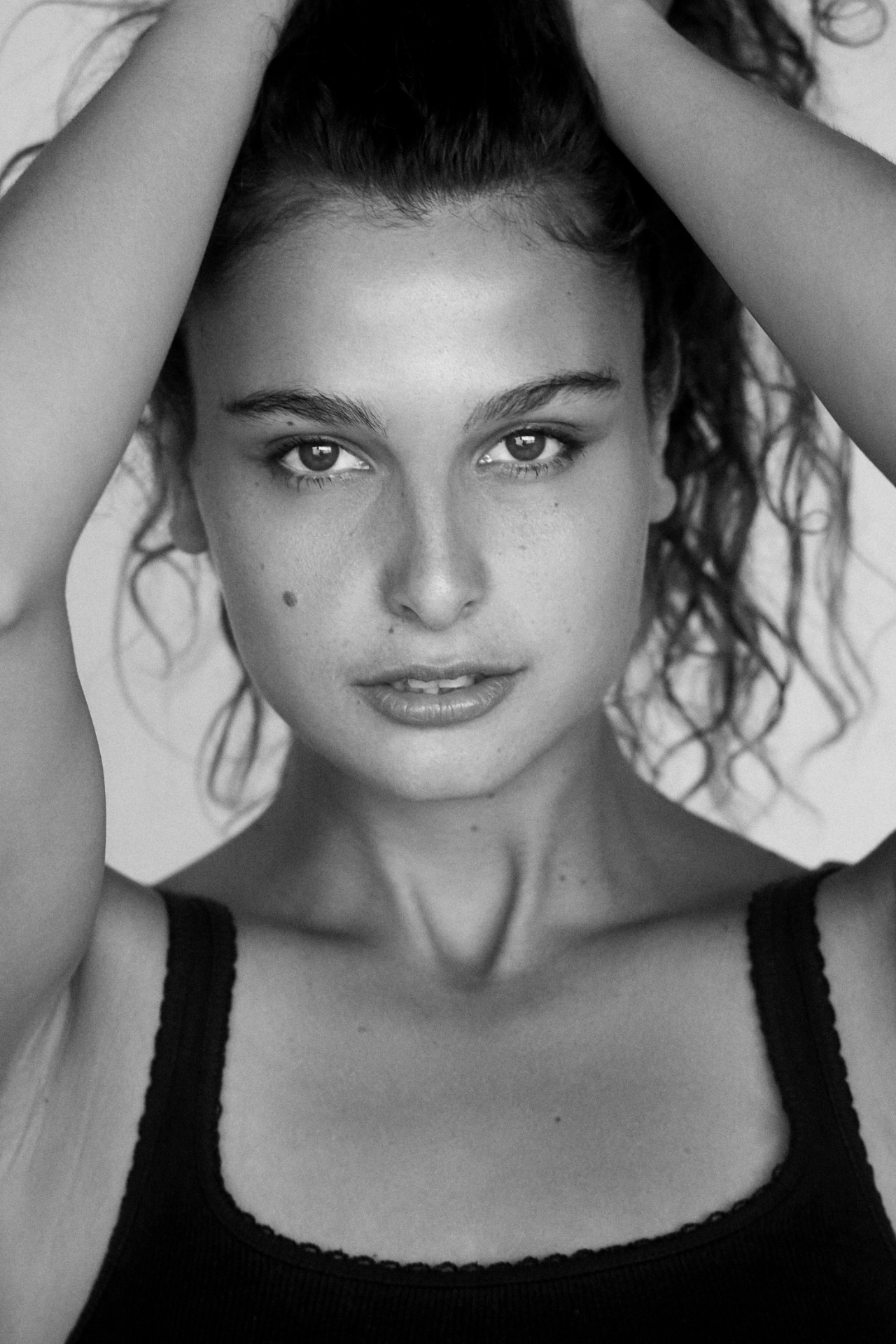 MANON, model in Paris — picture 10