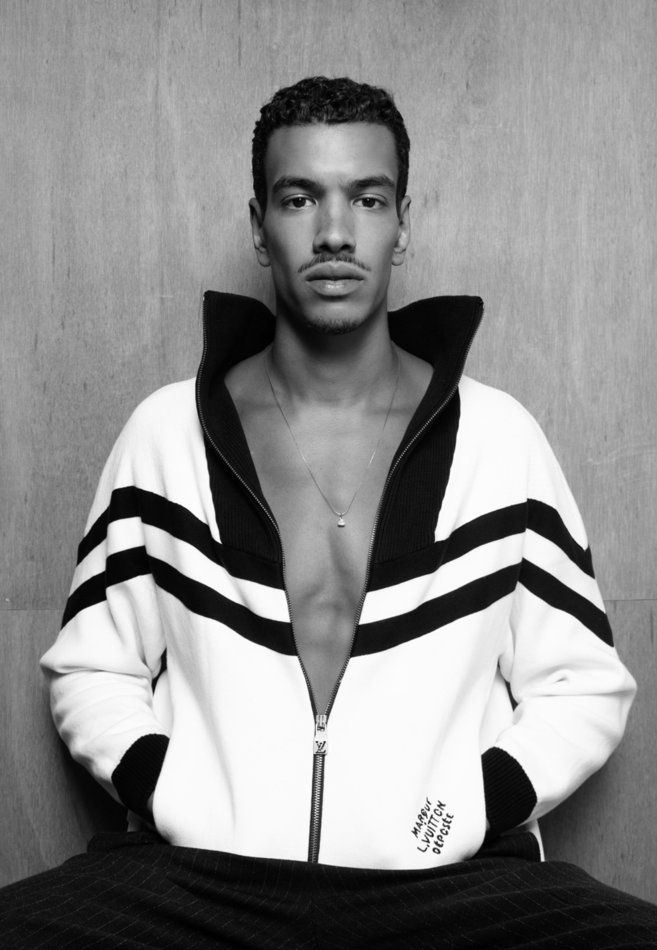 Benjamin, model in Paris — picture 17