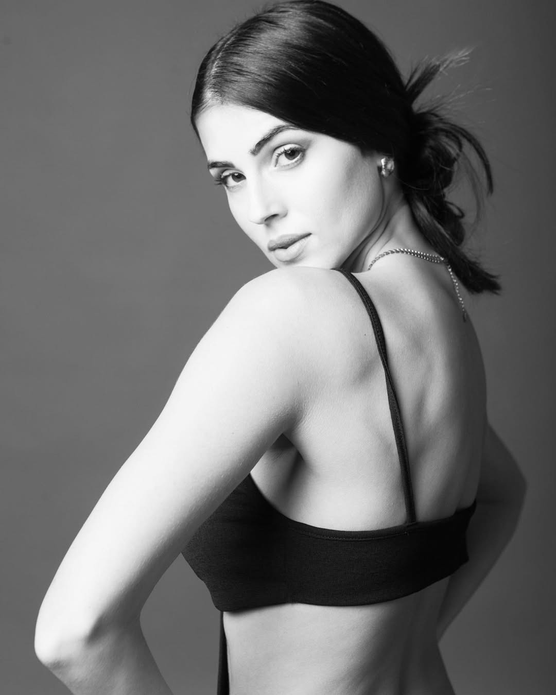 antonella, model in Milan — picture 6