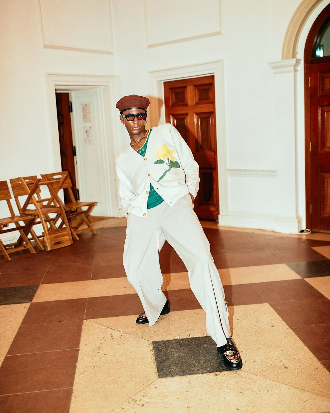 Michael, model in London — picture 22