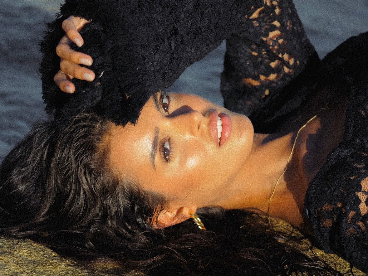 Shary Flora, model in Milan — picture 8
