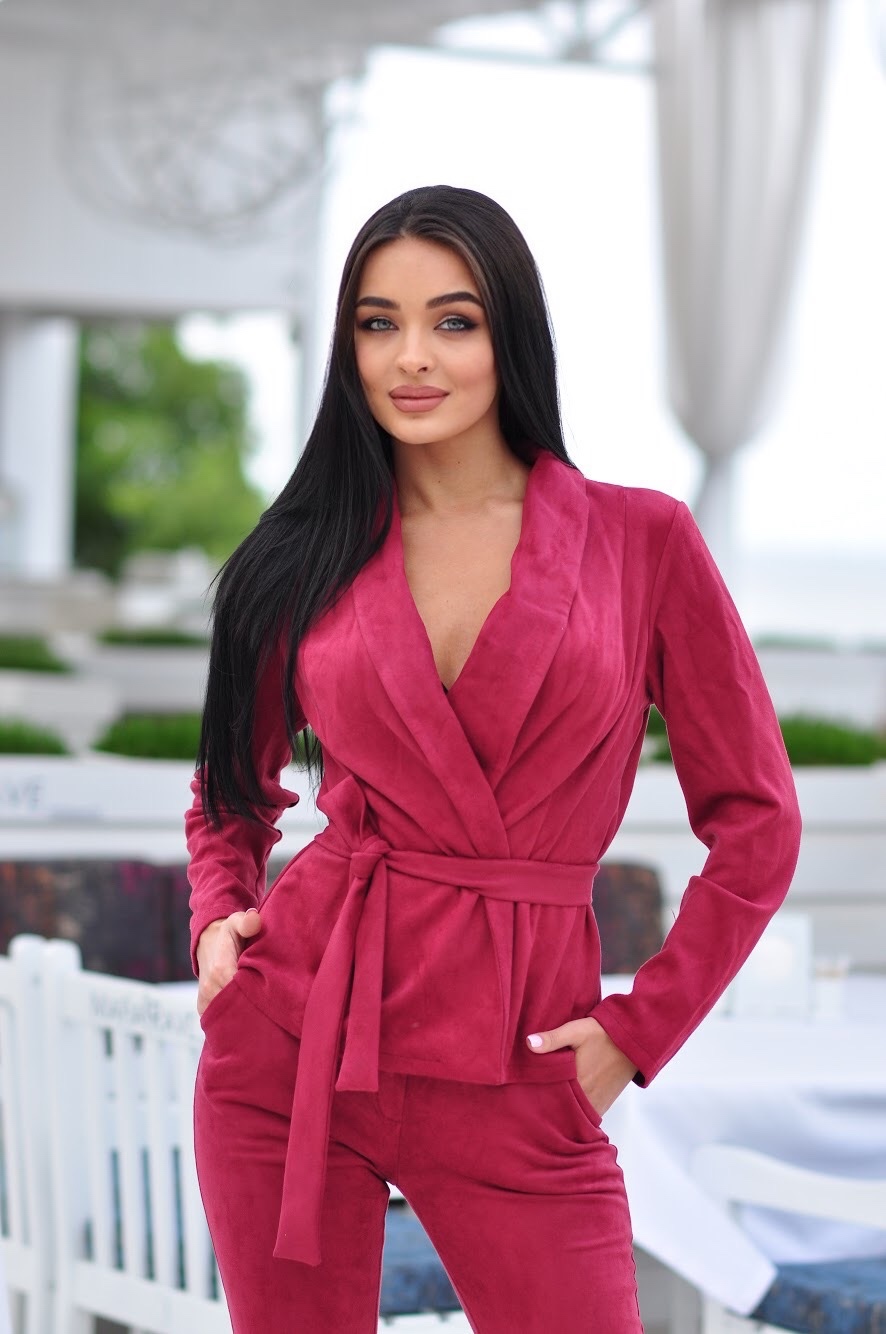 Anastasiia, model in Paris — picture 2