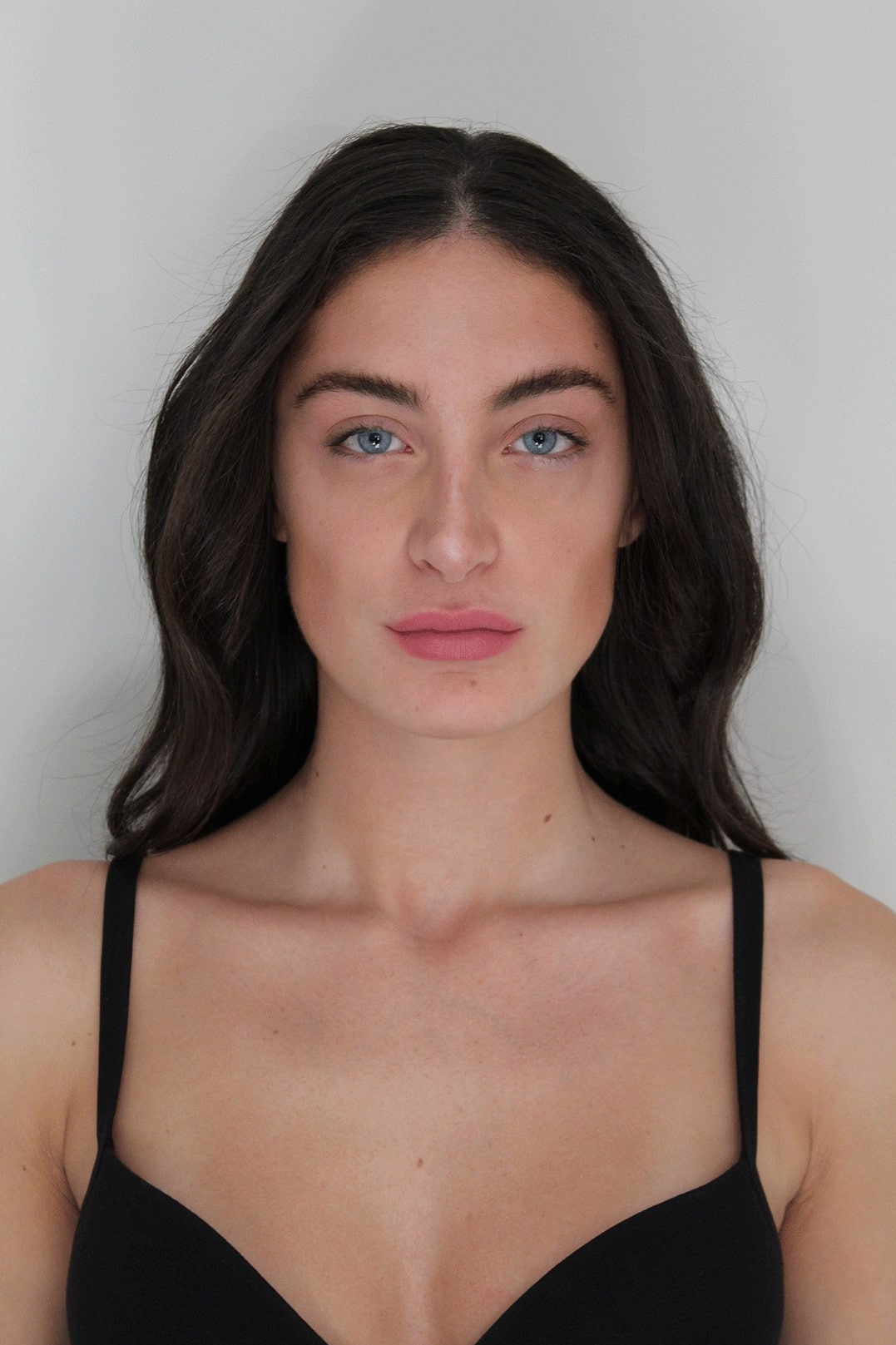 Francesca, model in Milan — picture 1