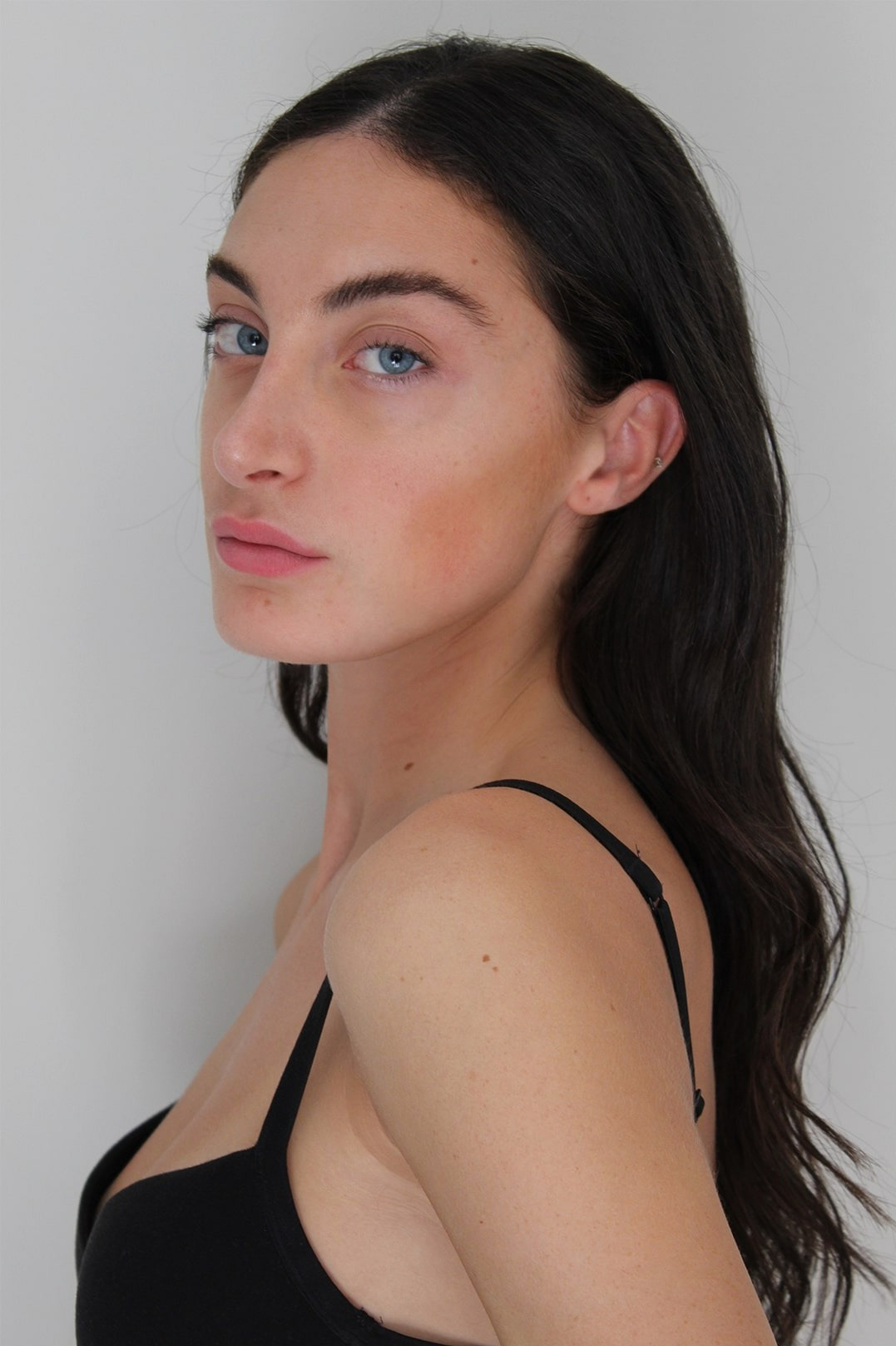 Francesca, model in Milan — picture 2