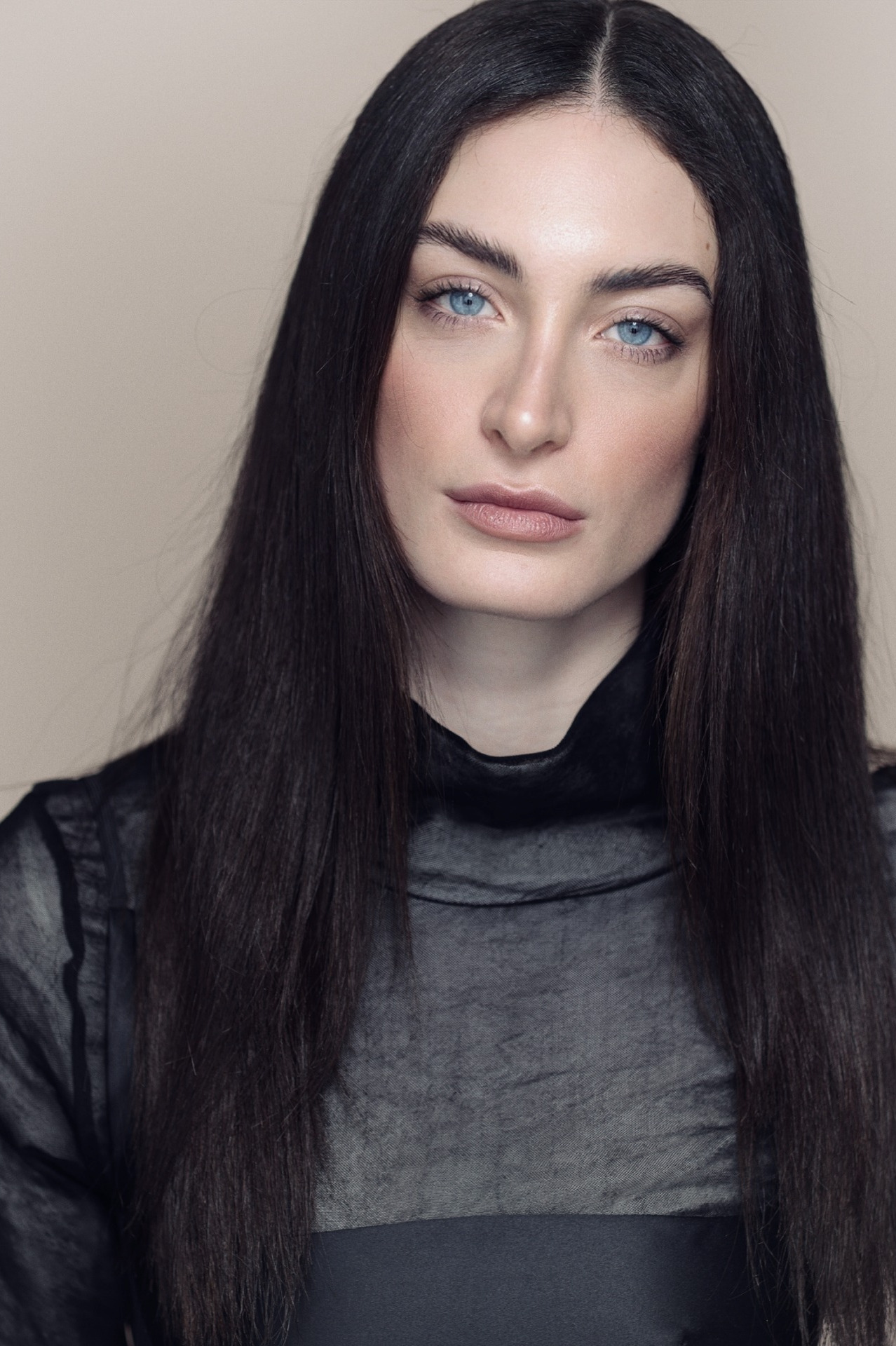 Francesca, model in Milan — picture 14